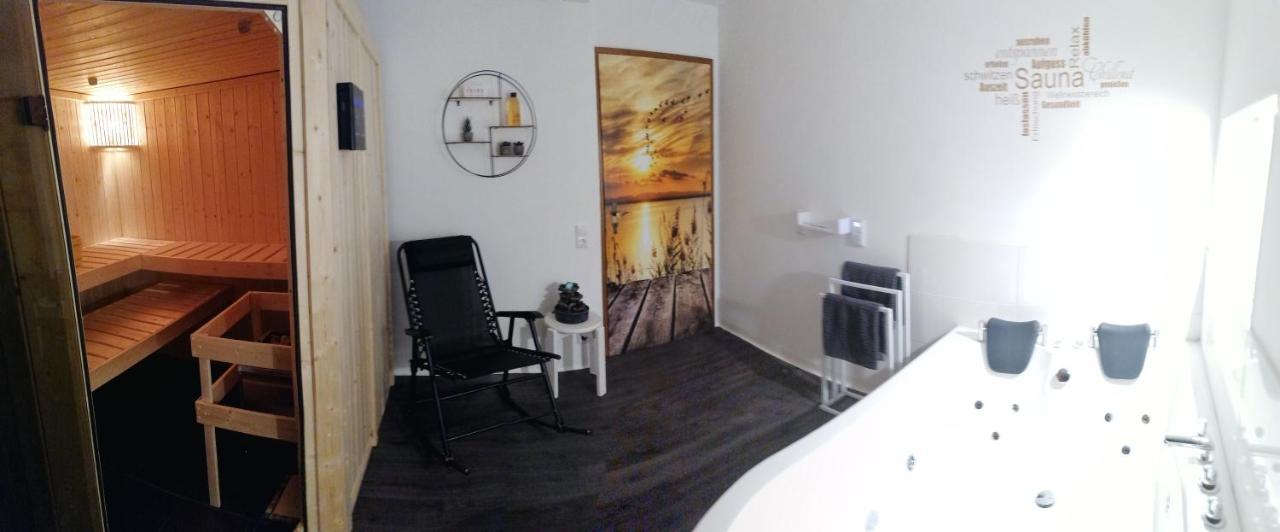Ferienwohnung Christine Mit Sauna Und Whirlpool Utzerath Exteriör bild