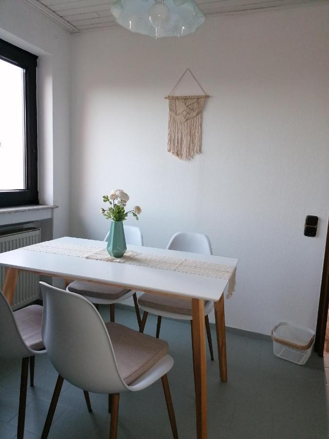 Ferienwohnung Christine Mit Sauna Und Whirlpool Utzerath Exteriör bild
