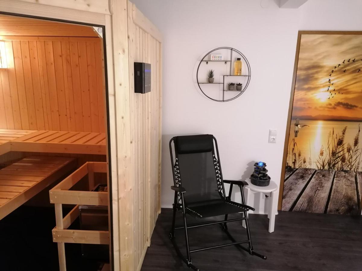 Ferienwohnung Christine Mit Sauna Und Whirlpool Utzerath Exteriör bild