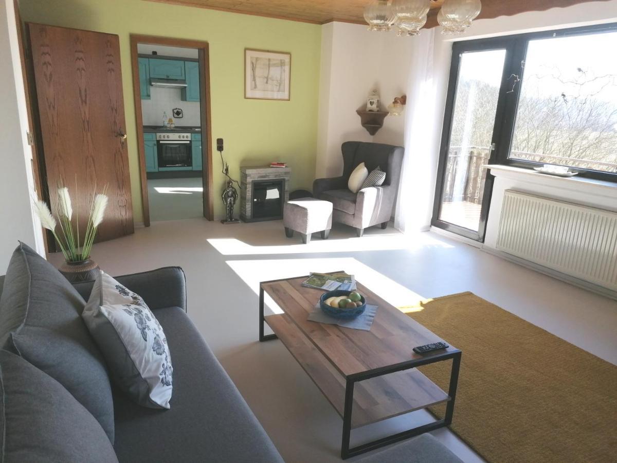 Ferienwohnung Christine Mit Sauna Und Whirlpool Utzerath Exteriör bild